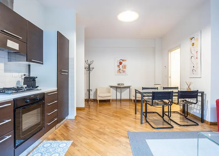 Sant'isaia, By Short Holidays