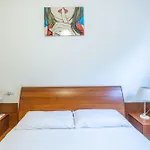 Διαμέρισμα Sant'isaia, By Short Holidays