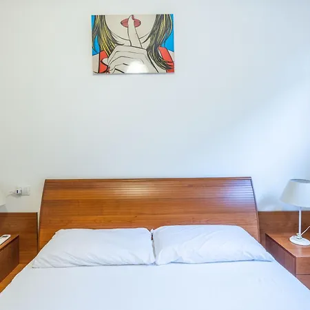 Apartment Sant'isaia, By Short Holidays