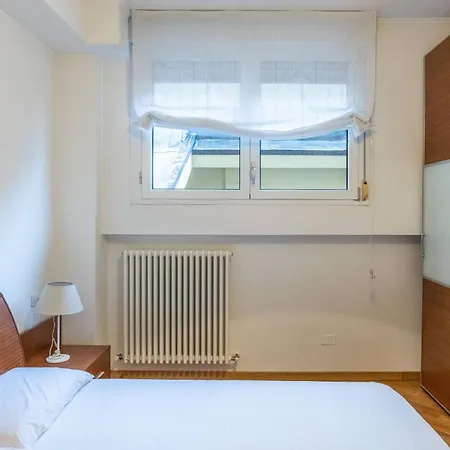 Sant'isaia, By Short Holidays Apartament Bolonia