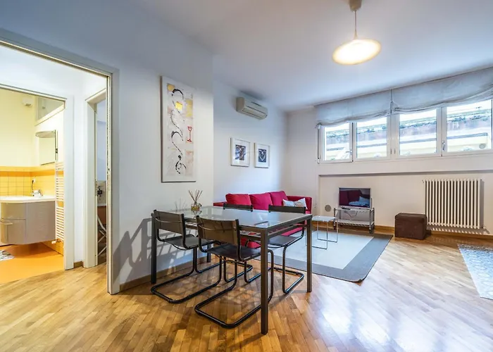 Sant'isaia, By Short Holidays Appartement
