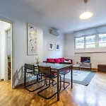 Sant'isaia, By Short Holidays Apartment